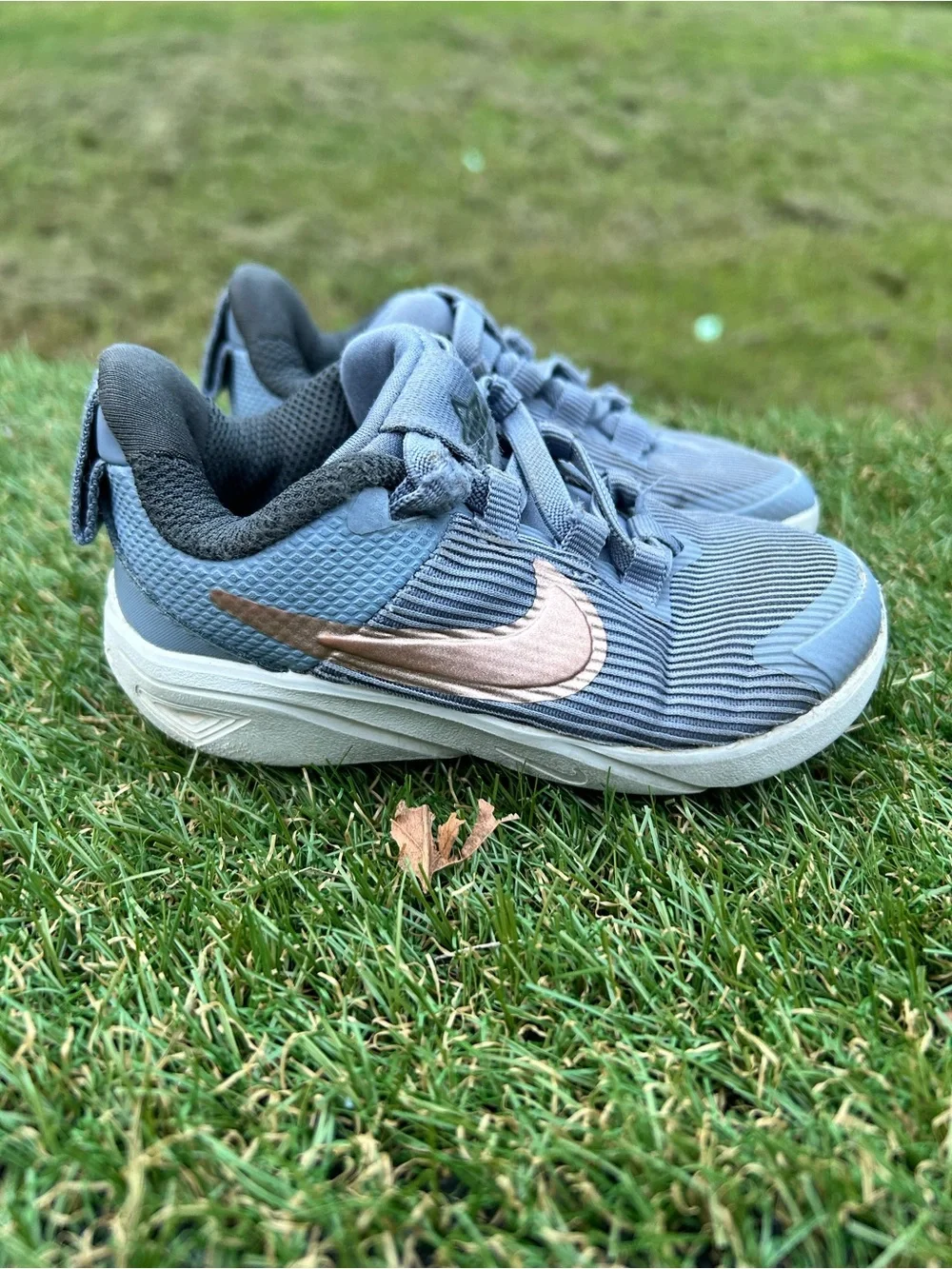 Nike star runner
